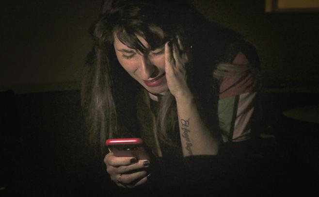 Laura Up: Las redes sociales nos están deprimiendo